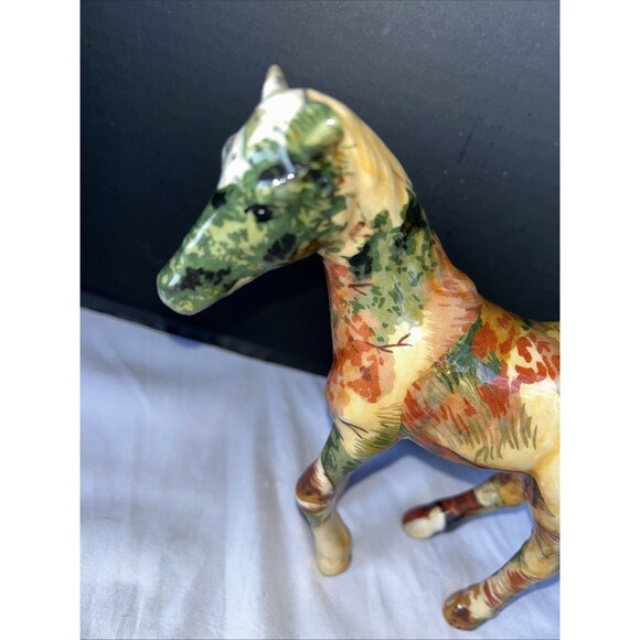 Horse Statue covered With Forest/Nature  Scene fabric decoupage - Picture 2 of 6